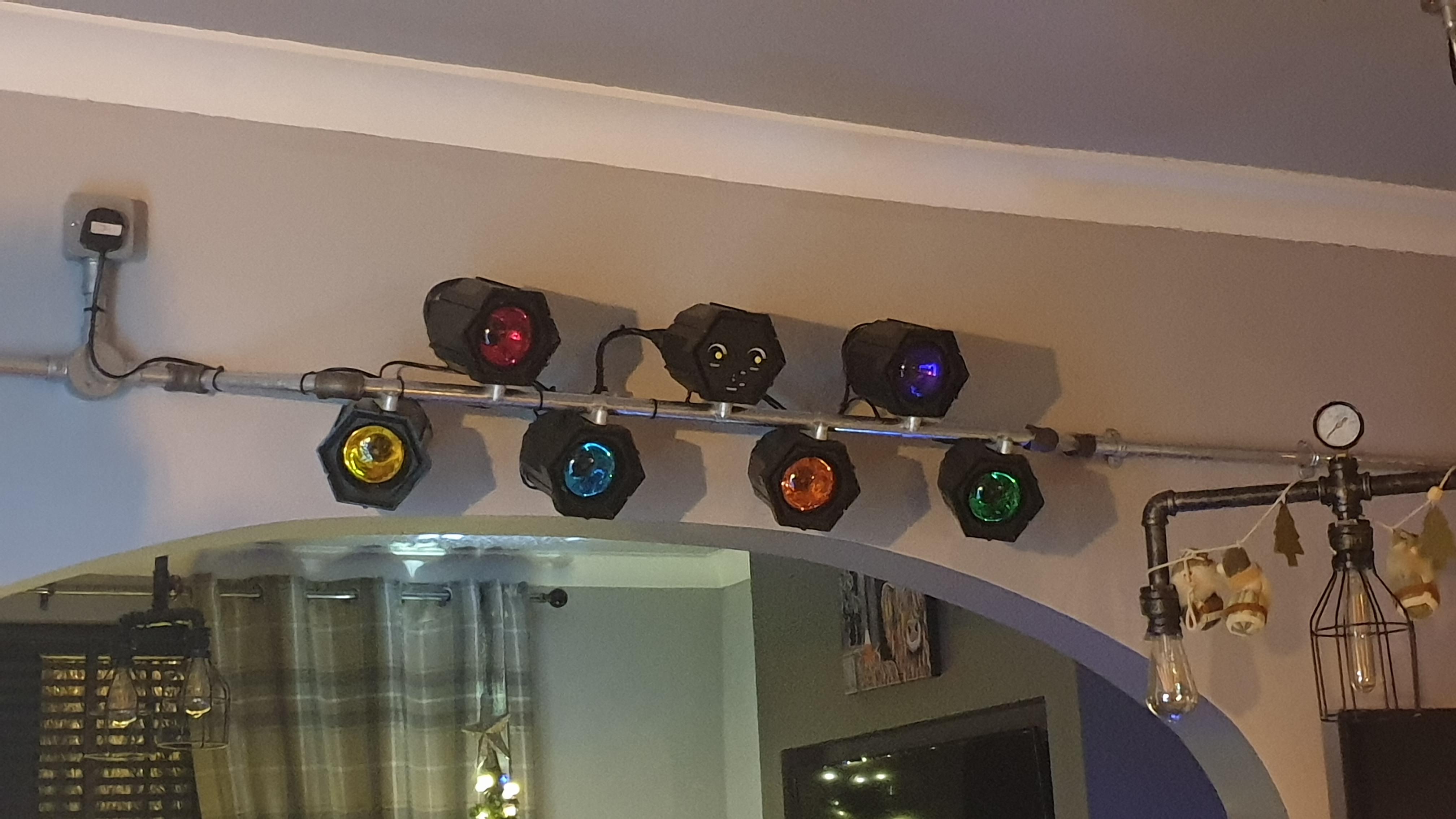 Industrial disco lighting rail